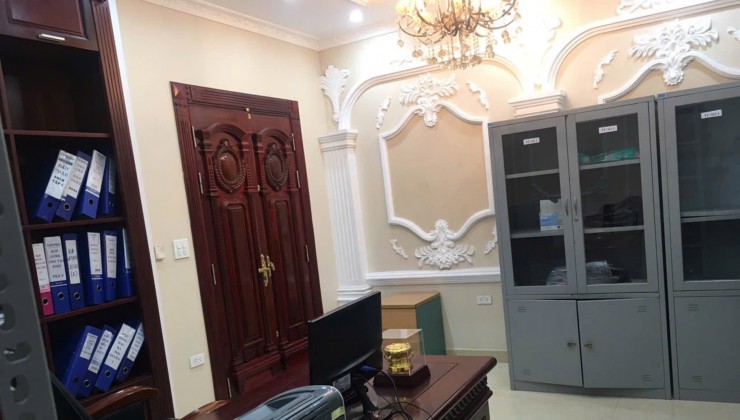 Cho thuê biệt thự kiểu Pháp khu Tây Nam Linh Đàm, 200m2 x 4 tầng 55 Triệu